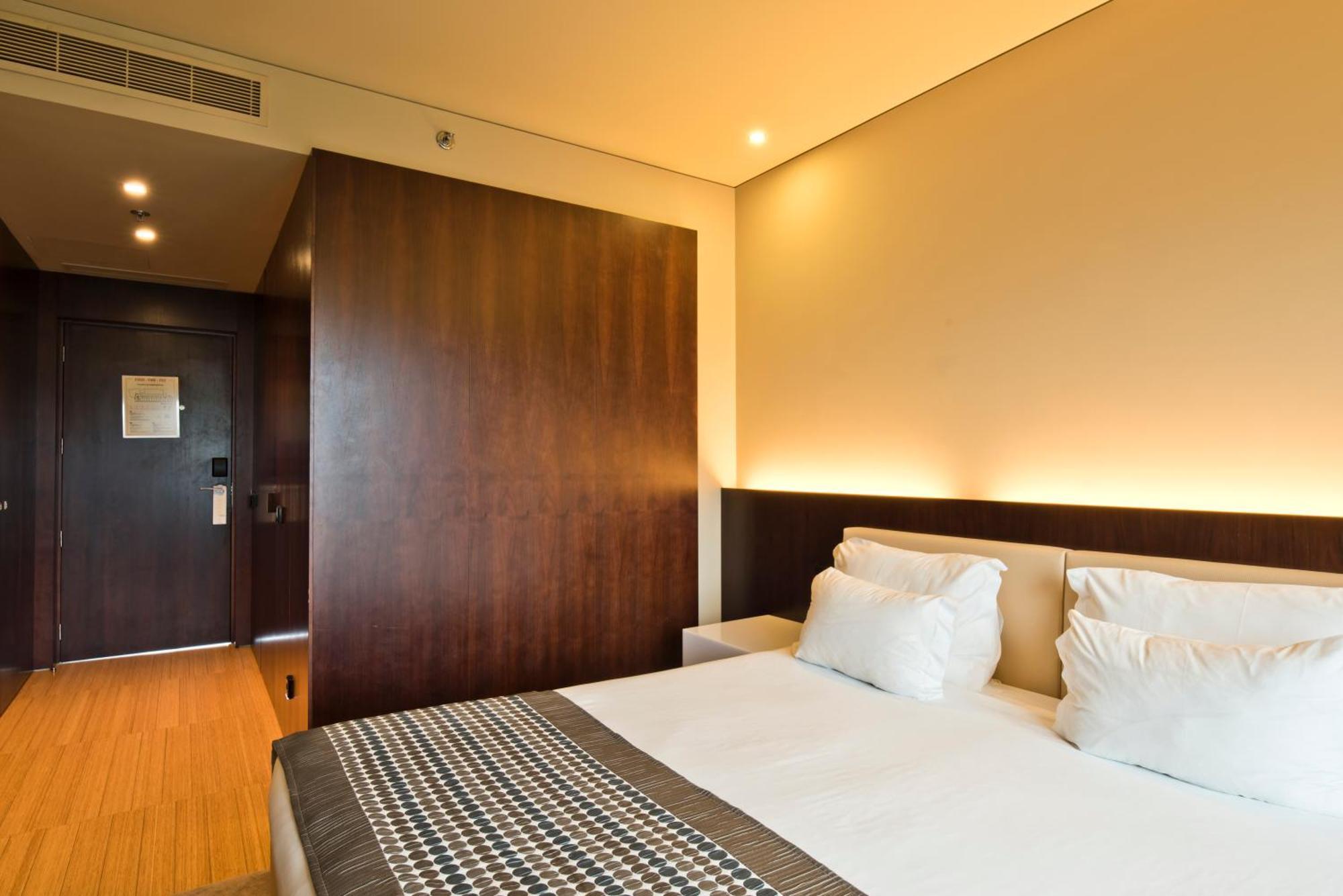 Golden Tulip Sao Joao Da Madeira Hotel Номер фото